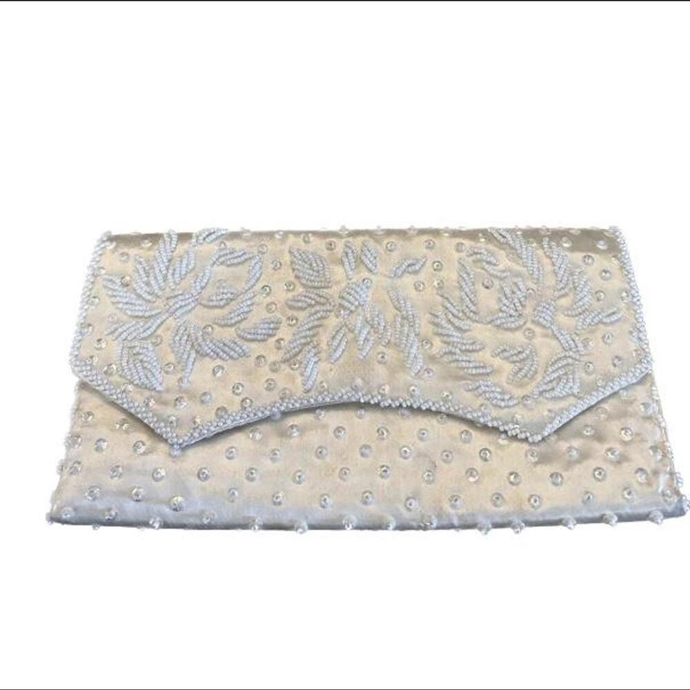 Vintage Handmade Beaded Clutch.